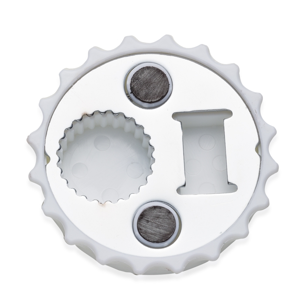 ABRIDOR DE GARRAFA FORMATO TAMPA DE METAL C/ IMÃ DE GELADEIRA